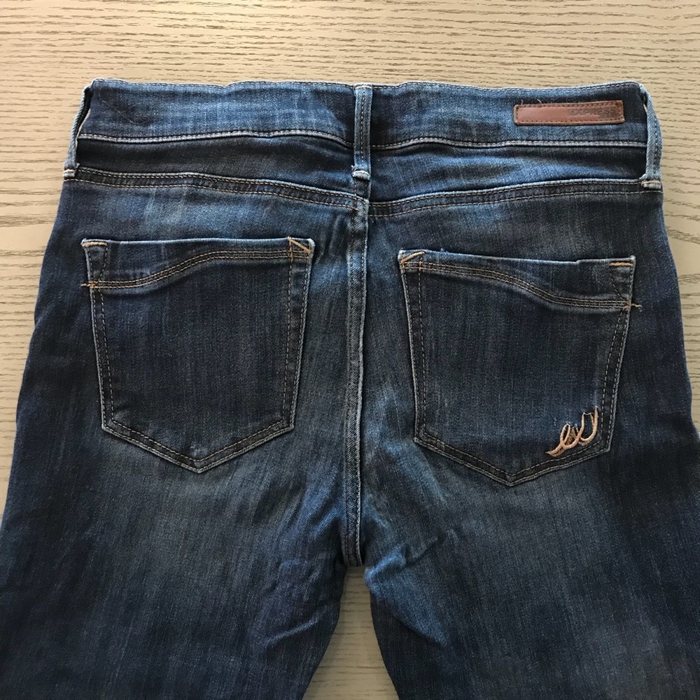 Express Jeans - Picture 3 of 5